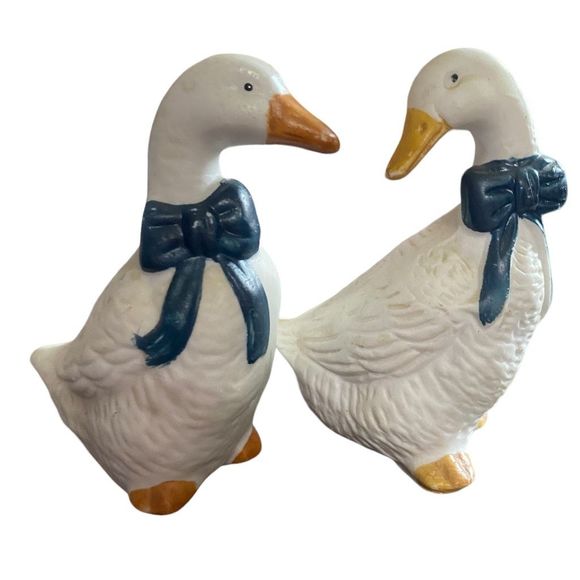 Vintage Other - Vintage Goose Geese Duck Salt and Pepper Shakers White Blue Ribbon Made In Taiwa